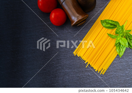 Pasta noodles spaghetti close-up tableware shooting material 105434642