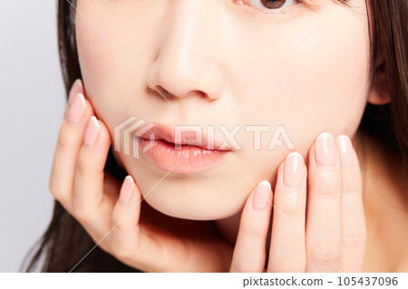 Beauty young Japanese woman Lip parts cut 105437096