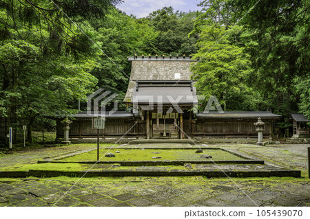 小濱若狹彥神社新門和正殿 福井縣小濱市 105439070