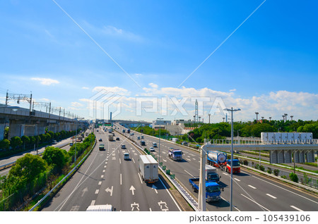 [Tokyo] August: Shuto Expressway Wangan Route with Blue Sky ｟Near Kasai Rinkai Park｠ 105439106