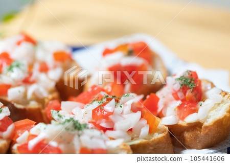 salsa bruschetta salsa bruschetta 105441606
