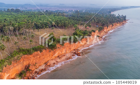 The Red Cliffs Fung Daeng Bang Saphan Noi, Prachuap Khiri Khan,Thailand 105449019