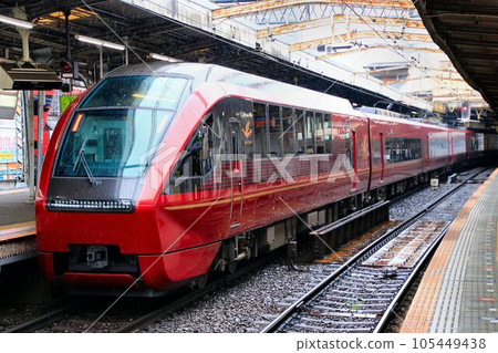 連接大阪市中心和名古屋...傳統名阪特快“日之鳥” 連接大阪市中心和名古屋...傳統名阪特快“日之鳥” 105449438