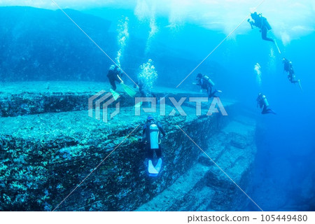 與那國海底網站 105449480