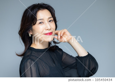 一個中年婦女的肖像 一個中年婦女的肖像 105450434