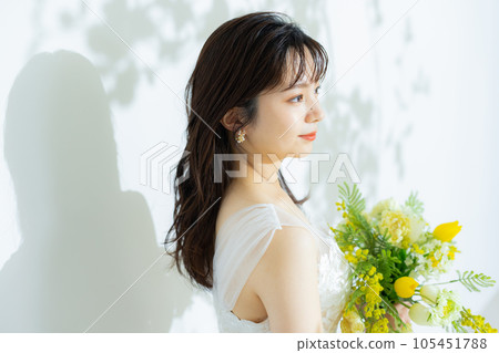 Bride with a bouquet Bride with a bouquet 105451788