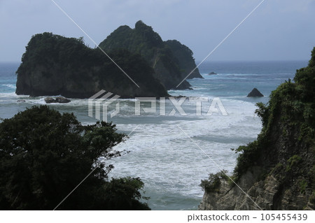 西伊豆的驚濤駭浪 西伊豆的驚濤駭浪 105455439