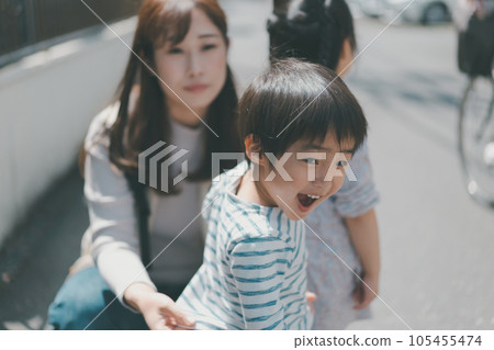 兒童 小孩 父母和小孩 105455474