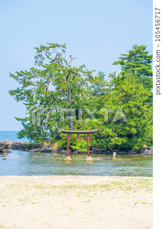 Koiji Beach and Benten Island where the legend of love remains | Noto Town, Ishikawa Prefecture Koiji Beach and Benten Island where the legend of love remains | Noto Town, Ishikawa Prefecture 105456717
