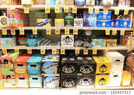 American Supermarket: Safeway Costco for Souvenirs and American Beer Selection 105457417