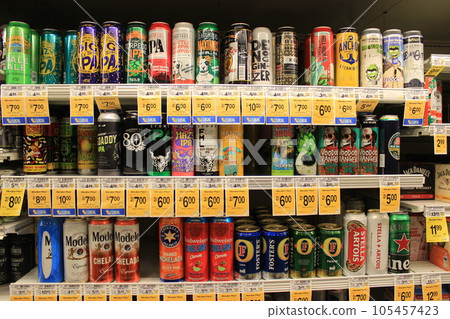 American Supermarket: Safeway Costco for Souvenirs and American Beer Selection 105457423