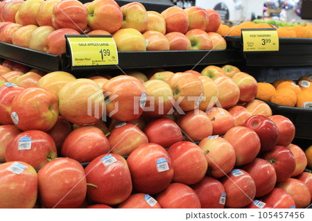 American Supermarket: Safeway Costco for Souvenirs and American Beer Selection 105457456