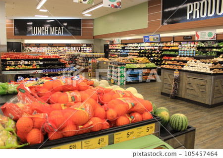 American Supermarket: Safeway Costco for Souvenirs and American Beer Selection 105457464