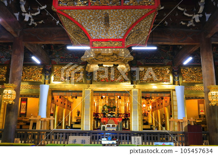 [富山縣] 晴朗天氣下的正光寺巨大的正殿內 105457634