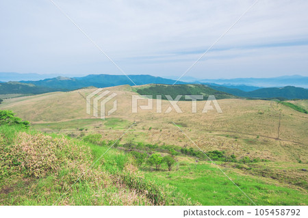 在山上的風景 在山上的風景 105458792