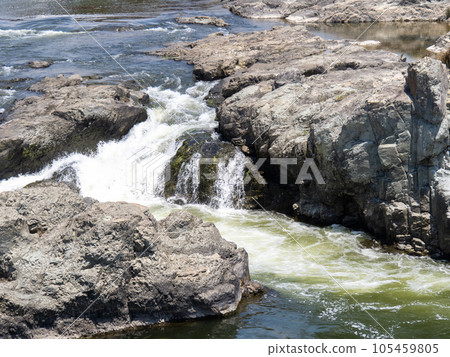 Toryu-nada in summer (Kato City, Hyogo Prefecture). A scenic spot in the midstream of the Kako River. Toryu-nada in summer (Kato City, Hyogo Prefecture). A scenic spot in the midstream of the Kako River. 105459805