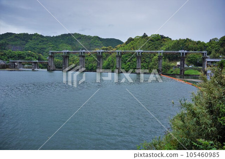 Yoake 大壩堤壩和壩湖 Yoake 大壩堤壩和壩湖 105460985
