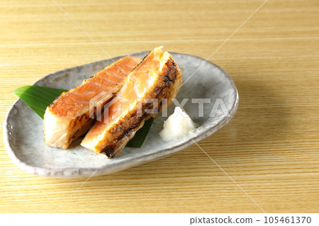 salmon, salmon, grilled fish, harasu salmon, salmon, grilled fish, harasu 105461370