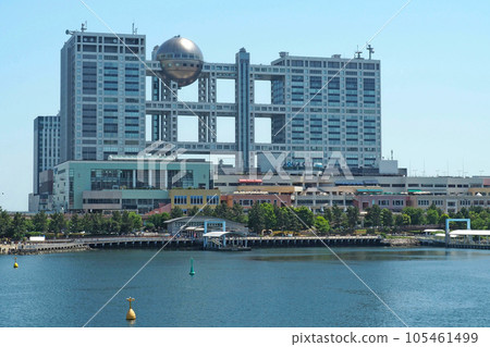 Fuji TV head office building seen from Daiba Park [Minato-ku, Tokyo] 105461499