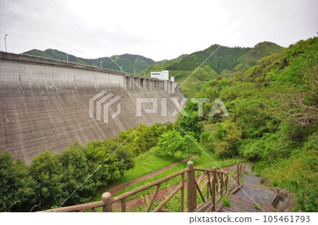 Embankment of Ryumon Dam Embankment of Ryumon Dam 105461793