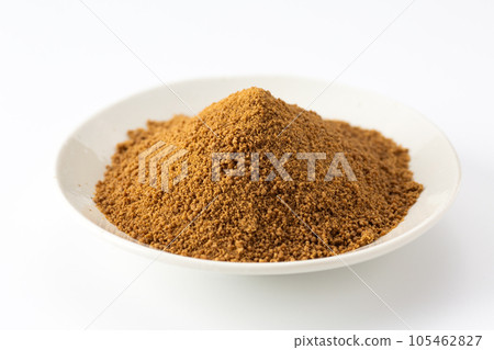 Brown sugar 105462827