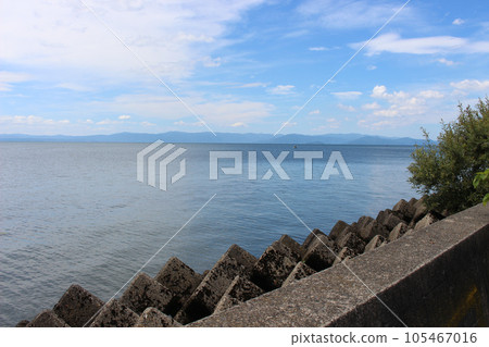 breakwater on the beach breakwater on the beach 105467016
