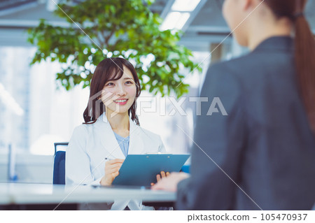 同事，業務場景 105470937
