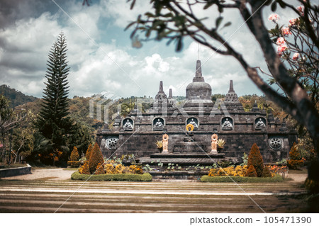 Landscape with buddhist temple in Indonesia, Bali 105471390