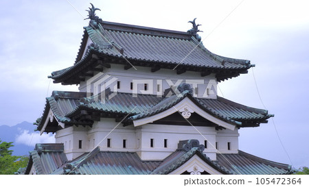 Hirosaki Castle (cloudy in July) Tenshu 7 105472364
