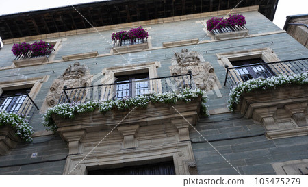 Facade of medieval house 105475279