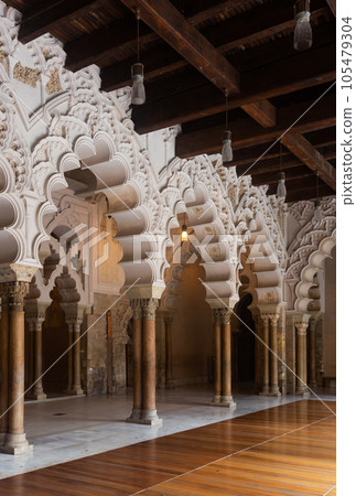 Aljaferia Palace. North gate arches Patio de Santa Isabel. Zaragoza, Aragon, Spain Aljaferia Palace. North gate arches Patio de Santa Isabel. Zaragoza, Aragon, Spain 105479304