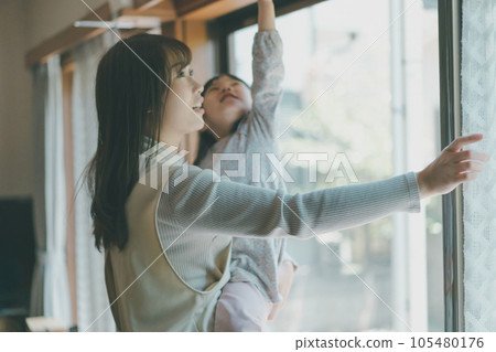 媽媽 女生 女孩 105480176