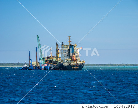 A stranded ship 105482918