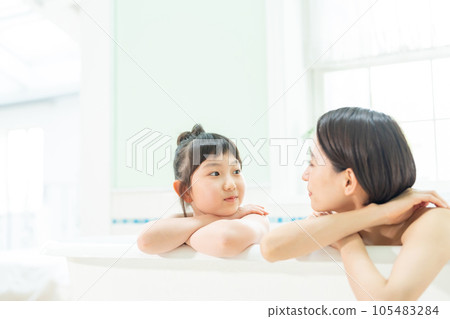 Bathing Parent and child Bathing Parent and child 105483284