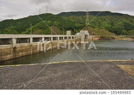 Embankment of Kasegawa Dam and Lake Fuji Rhododendron Embankment of Kasegawa Dam and Lake Fuji Rhododendron 105484983