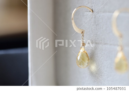 黃水晶金鉤耳環天然石首飾 黃水晶金鉤耳環天然石首飾 105487031