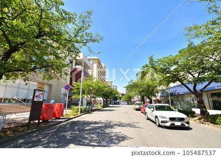 東急田園都市線多摩廣場站前的街景 105487537