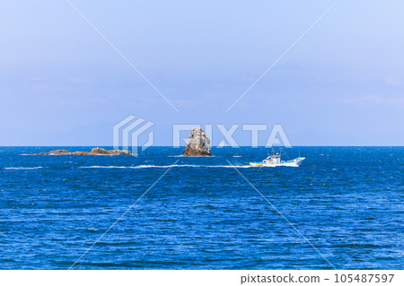 Hirogame Island and Tokame Island Shinojima, Minamichita Town, Aichi Prefecture Hirogame Island and Tokame Island Shinojima, Minamichita Town, Aichi Prefecture 105487597