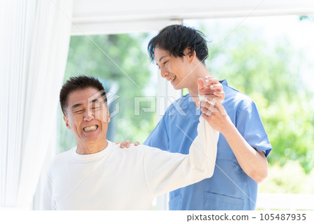 Patients undergoing surgery at an osteopathic clinic 105487935