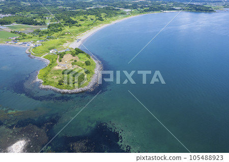 Aerial view of Cape Altori, Hokkaido 105488923