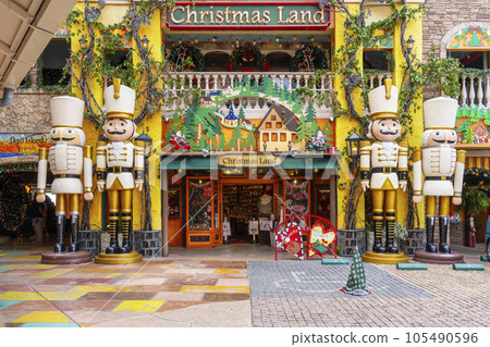 American Village (Mihama, Chatan Town, Okinawa Prefecture) 105490596