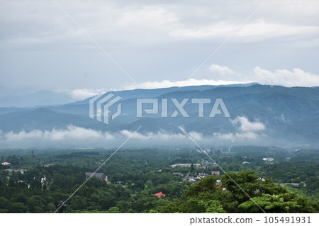 從赤倉溫泉流向山腳的雲彩 105491931