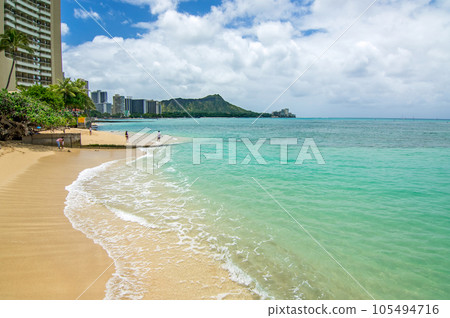 Hawaii scenery [Waikiki Beach] 105494716