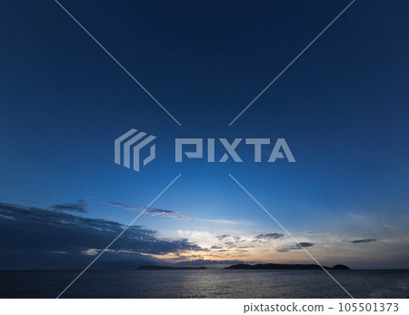 Summer evening sky with various clouds / super wide angle / sky mainly / 230723pm 105501373