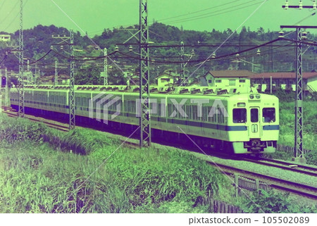 首輛量產車頂通風空調車 5000 型 5162 等,柿尾鶴川,1976 年 7 月 17 日 首輛量產車頂通風空調車 5000 型 5162 等,柿尾鶴川,1976 年 7 月 17 日 105502089