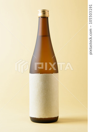 Labels without patterns / Sake and sake bottles (clippings, etc.) 105503191