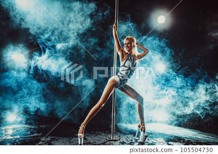 Pole dance woman Pole dance woman 105504730