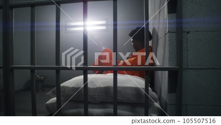 Two neighbor prisoners serve imprisonment term Two neighbor prisoners serve imprisonment term 105507516