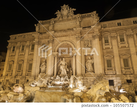 Illuminated Trevi Fountain / Night view / Trevi fountain, Rome Illuminated Trevi Fountain / Night view / Trevi fountain, Rome 105507572