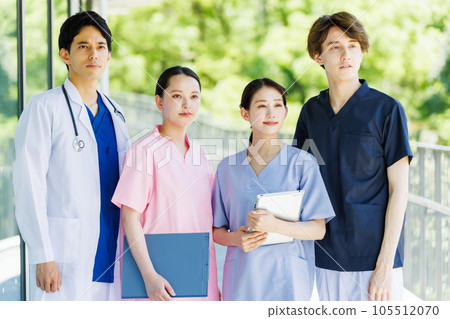 Image of medical staff Image of medical staff 105512070